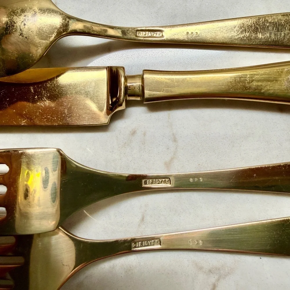 VINTAGE, DIRILYTE FLATWARE IN THE REGAL PATTERN
